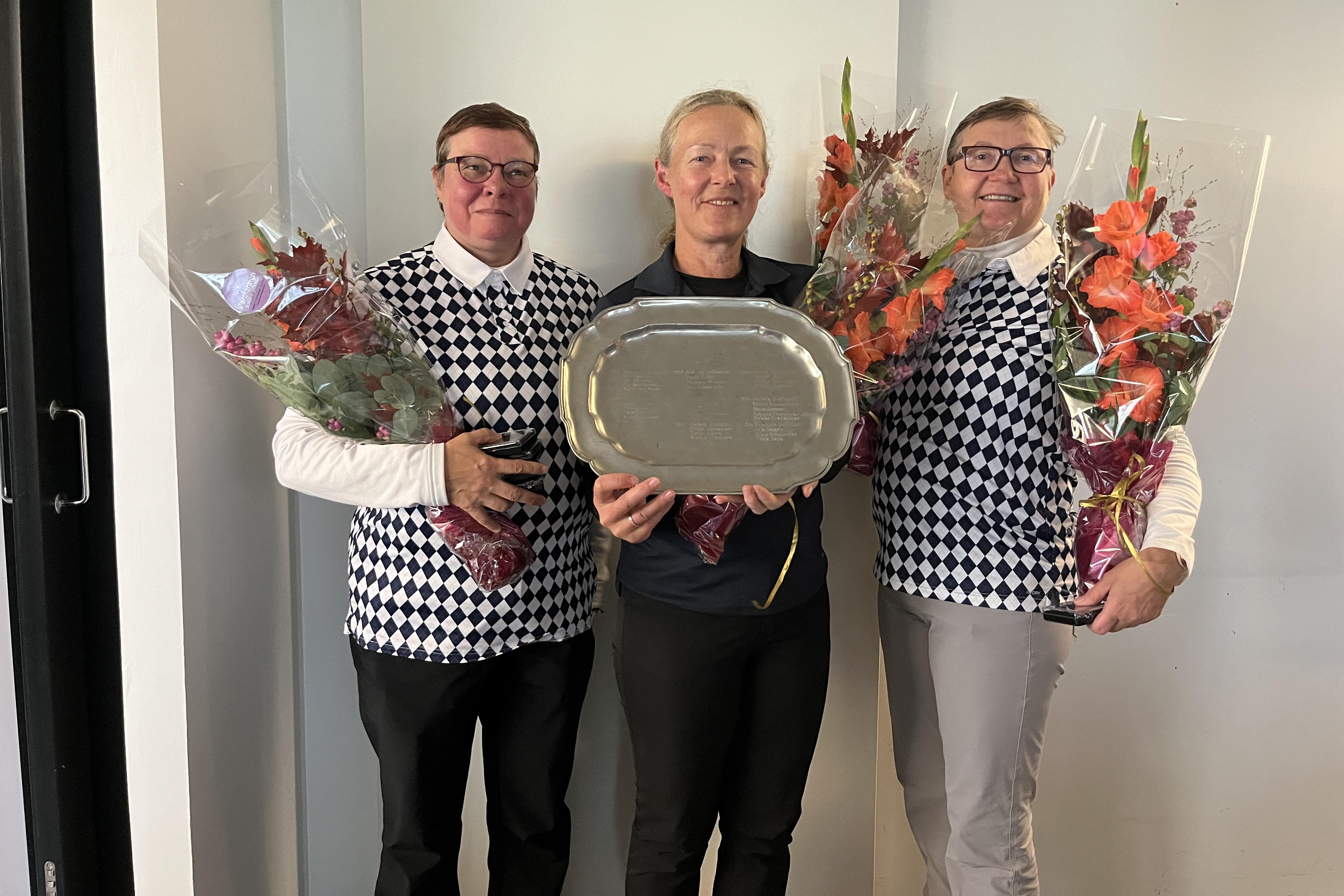Voittajajoukkue Nurmijärvi Golf