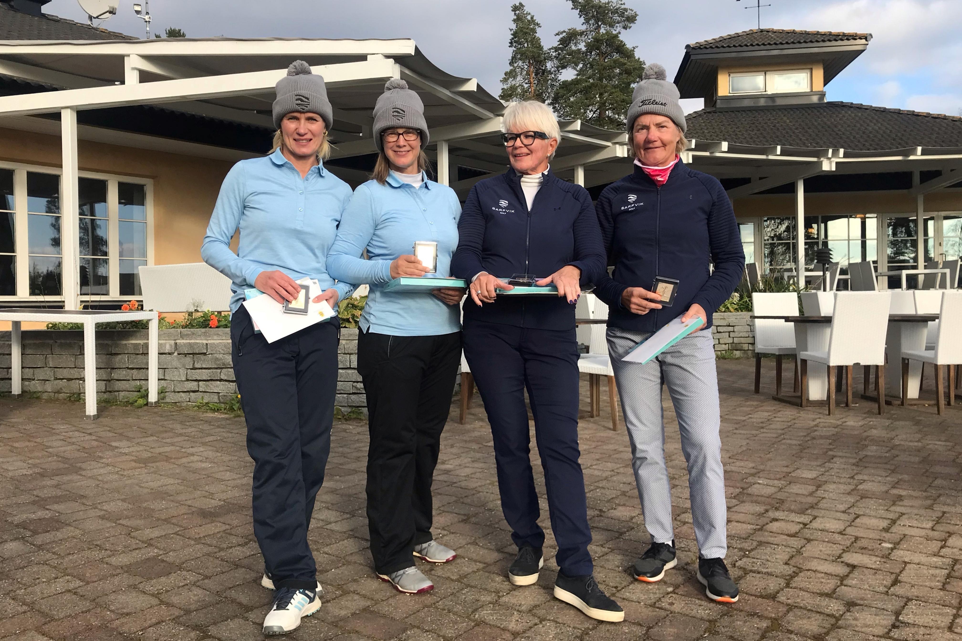 arfvikin kultajoukkue Annika Ahlstedt, Nina Johansson, Pirkko Havukainen ja Minna Kaarnalahti