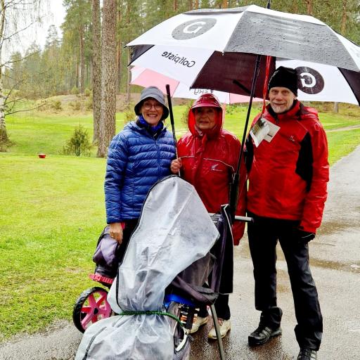 Jaksoi sataa koko päivän