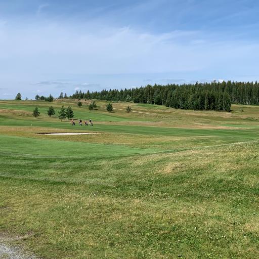 1. Revontuli Golfin kaunista kenttää