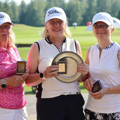 Vas. N65 Eeva Määttänen, Marja Virtanen ja Tarja Lähteinen