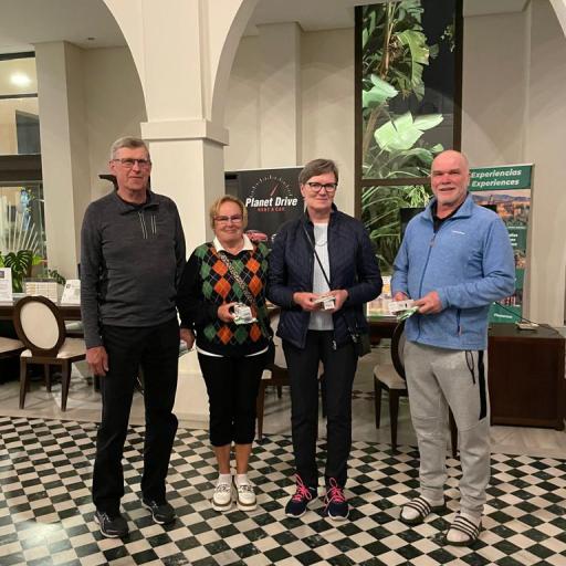  Irish Rumble voittajat Seppo Pirilä, Merja Virtanen, Sirkka-Liisa Hellberg ja Reijo Vuorinen.