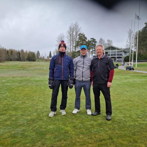  M60 avauskisan ensimmäinen lähtö, Ari Väätäinen, Aarne Kyläkallio ja Antero Nukari