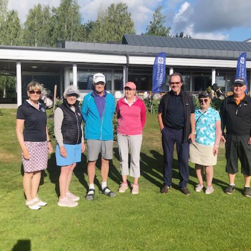 Ensimmäiset kesäpäiväiset Leena Väänänen (EGS), Anneli Tuominen (KyG), Keijo ja Leena Kallio (PGH), Heikki Hallaranta (SaG), Sirpa Brandenburg (HieG) ja Kari Lundgren (HieG). 