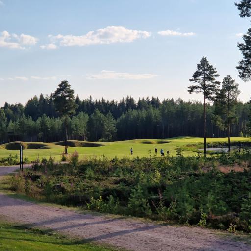 Kaunista Sankivaaraa, väylä 14
