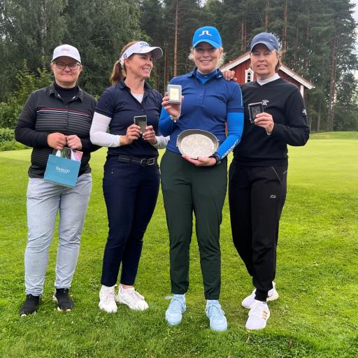 Vasemmalta  Anna-Mari Parkatti, Satu Vuorinen, Ann-Sofie Sivelä ja Gitta Kauppi