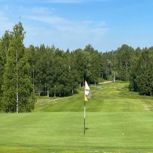 Aluetour Nurmijärvi, greenit hienossa kunnossa.