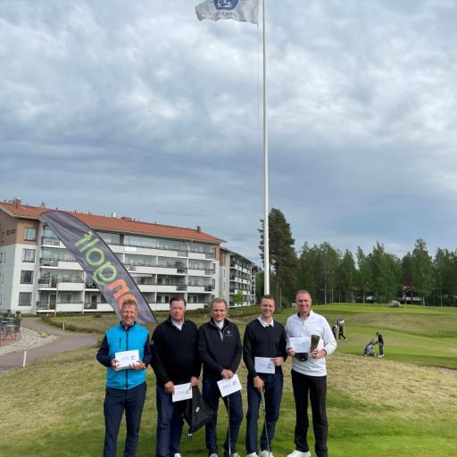  vas. Tero Lahtinen, Matti Moilanen, Leo Savonen, Jari Puurtinen ja Mikko Rantanen.