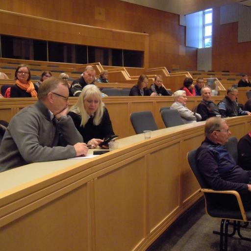 Talvipäivien osanottajat mahtuivat mainiosti Rantapuiston kolmesataapaikkaiseen auditorioon.