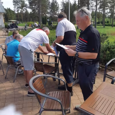 Ennen palkintojen jakoa tiedot verottalle