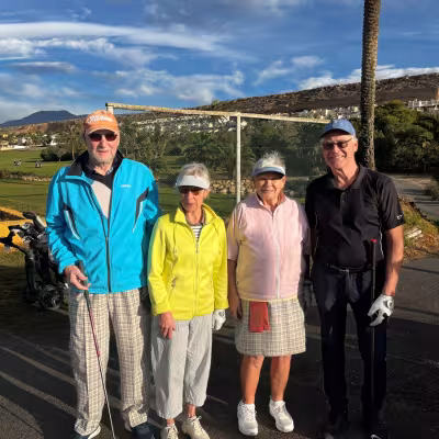  Alf, Eliisa, Tuija ja Esko