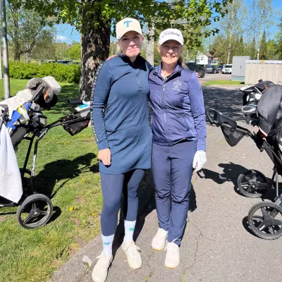 Ann-Sofie Sivelä ja Johanna Mustjoki-Purhonen