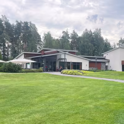  Aulanko Golf Eversti klubitalo