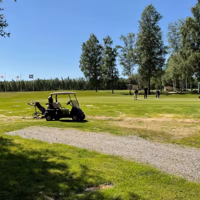 Hieno sää suosi pelaajia