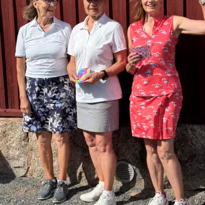 Tuula Merentie, Margit Pasanen ja Gita Laitinen.
