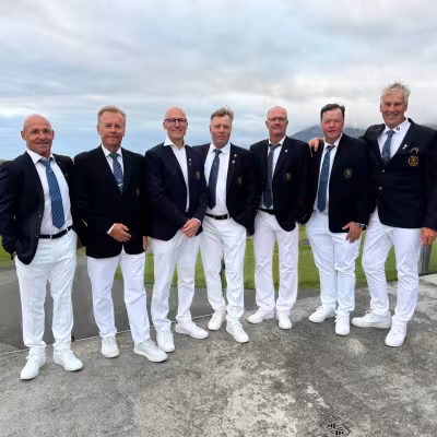 Kuvassa vasemmalta Jukka Lehtinen, Eero Kallio, Sampo Laisi, Timo Seppälä, Timo Pulkkanen, Matti Moilanen ja joukkueen kapteeni Jukka Utriainen