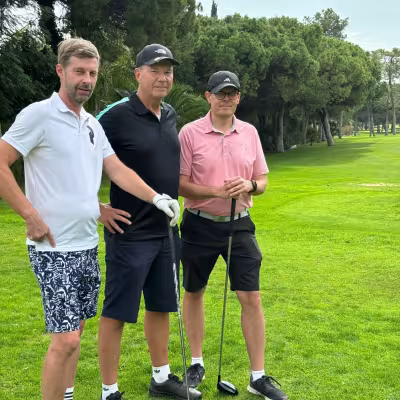 Scratsimiehet Mika, Toni ja Juha