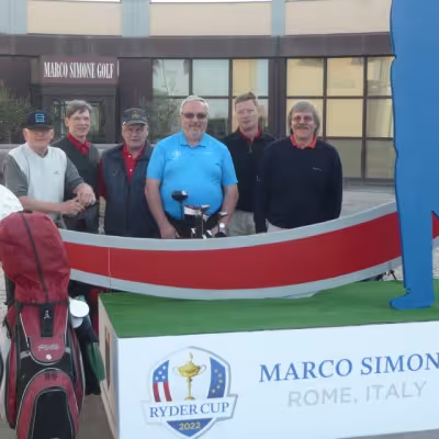 Pasi ystävineen Roomassa tarkistamassa 2022 Ryder Cup kenttää 